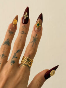 Rooted Mesh Ring